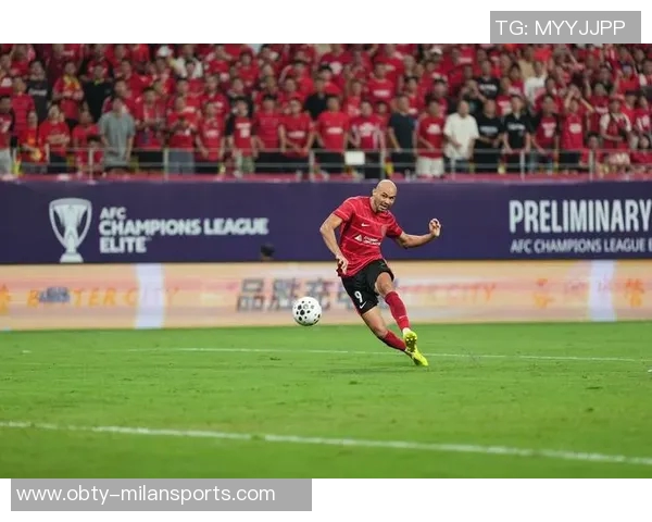 柏杨因红牌停赛将缺席明年亚冠精英附加赛引发关注