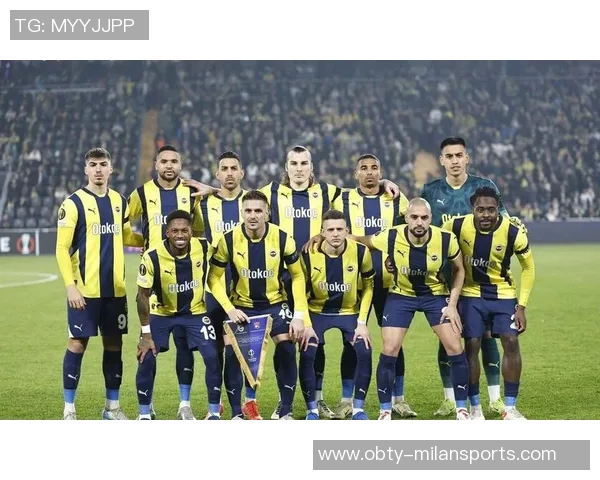 费内巴切瞄准世界级前锋莱万或瑟尔洛特成引援目标 费内巴切瞄准世界级前锋莱万或瑟尔洛特成引援目标